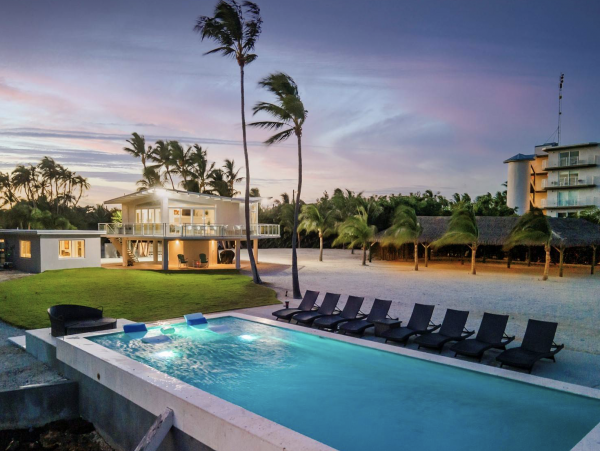 Islamorada Three Bedroom Home with Full Ocean View & Pool